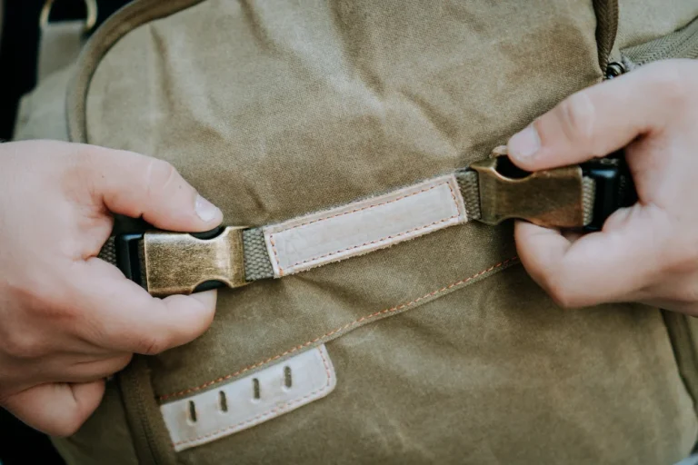 Strap webbing